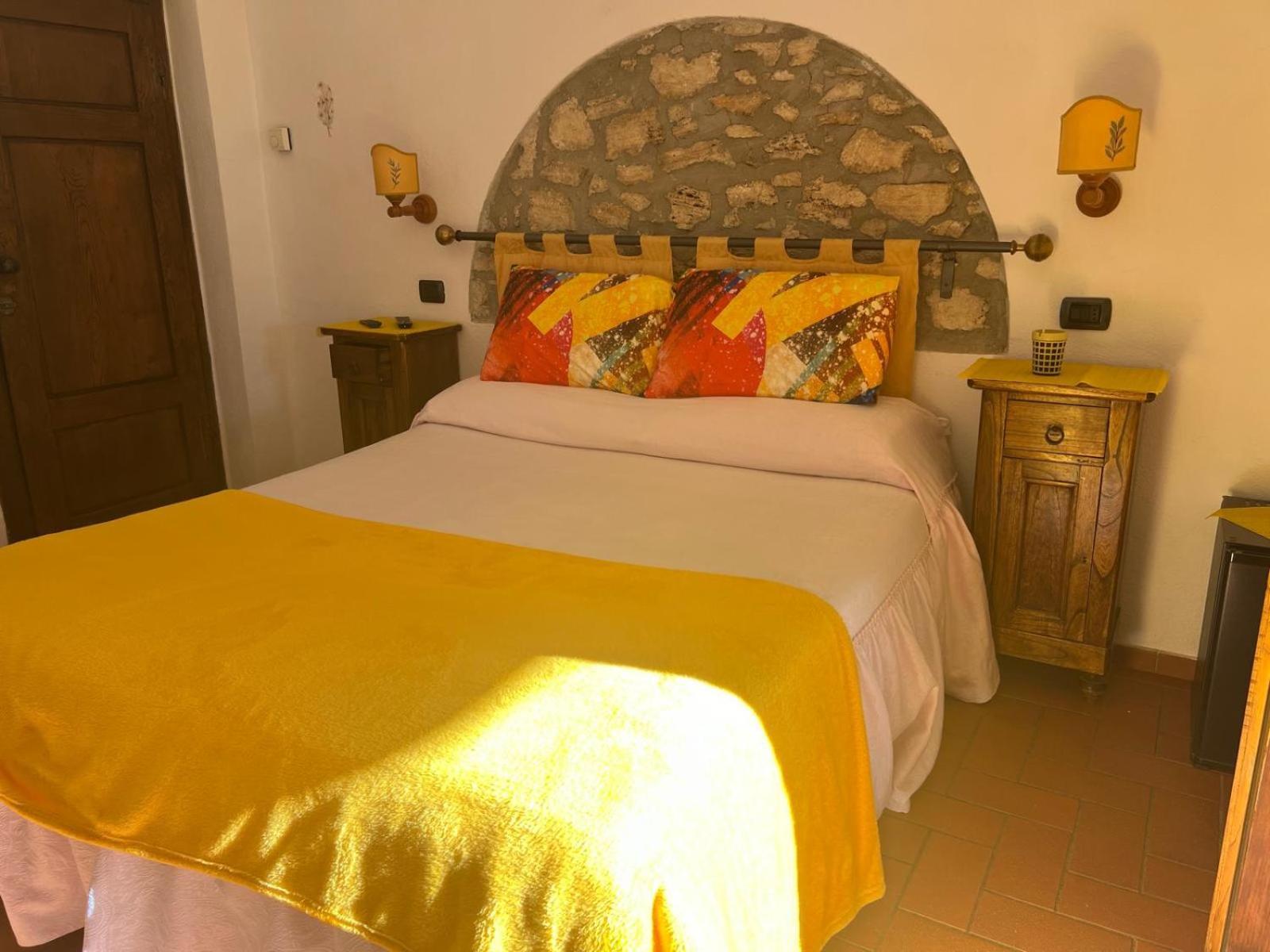 Agriturismo La Castellina Saturnia Eksteriør bilde